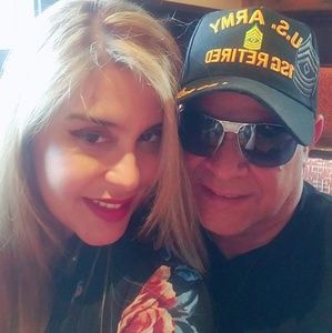 Meet your Posher, Vanessa